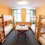 Hostel Frolic Goats Posen