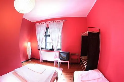 旅馆 Frolic Goats *