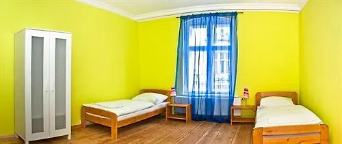 Frolic Goats 波兹南