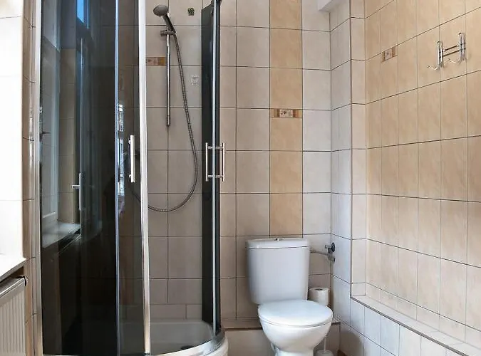 Frolic Goats 波兹南