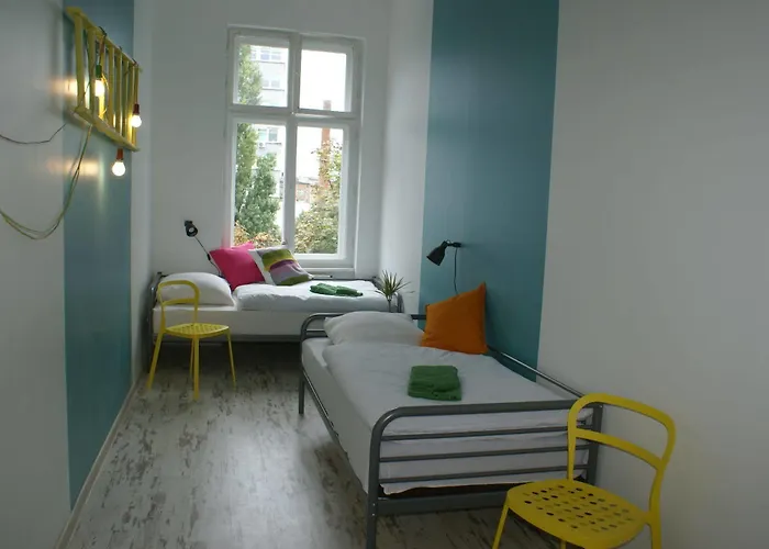 旅馆 Frolic Goats 波兹南